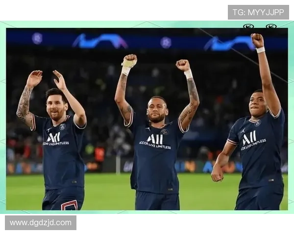 梅西领衔巴黎圣日耳曼队迎战豪门巴萨，法甲大战即将上演